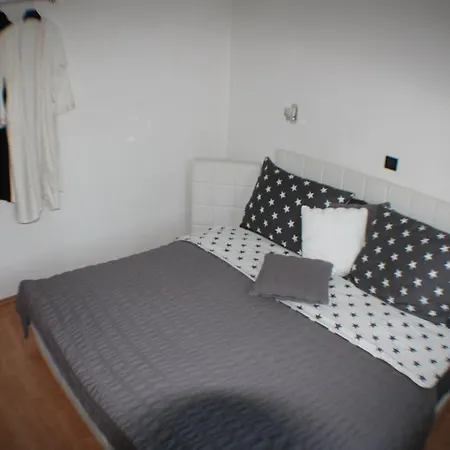 Amorino Apartment *