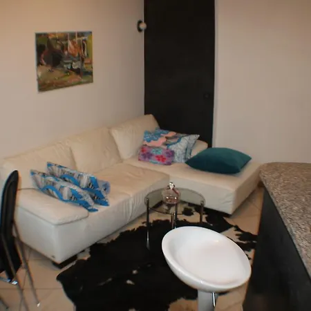 Amorino Apartment *
